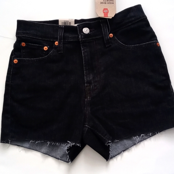 Levis Highrise Black Denim Hypersoft 